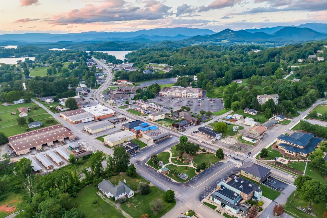 Retreat On The Lake Hiawassee Buitenkant foto